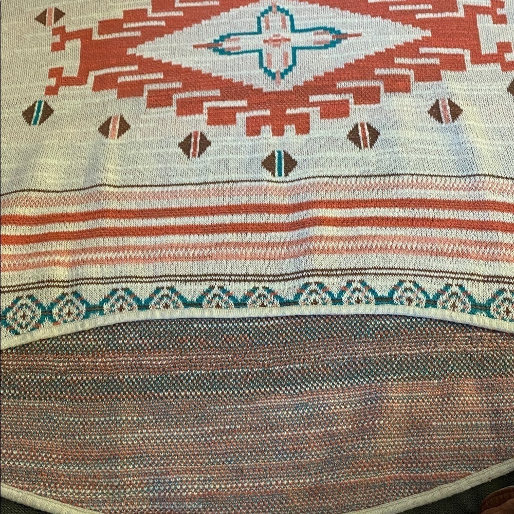 Bass Pro Southwestern Aztec Patterned Tunic Sweater - Picture 3 of 5